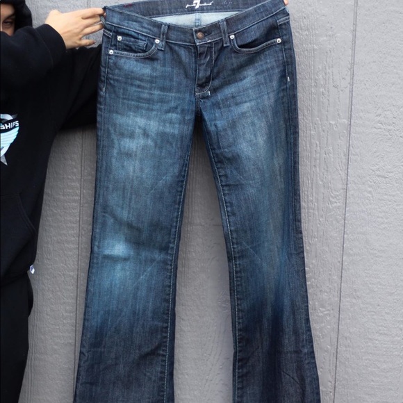 Jeans - Picture 2 of 3